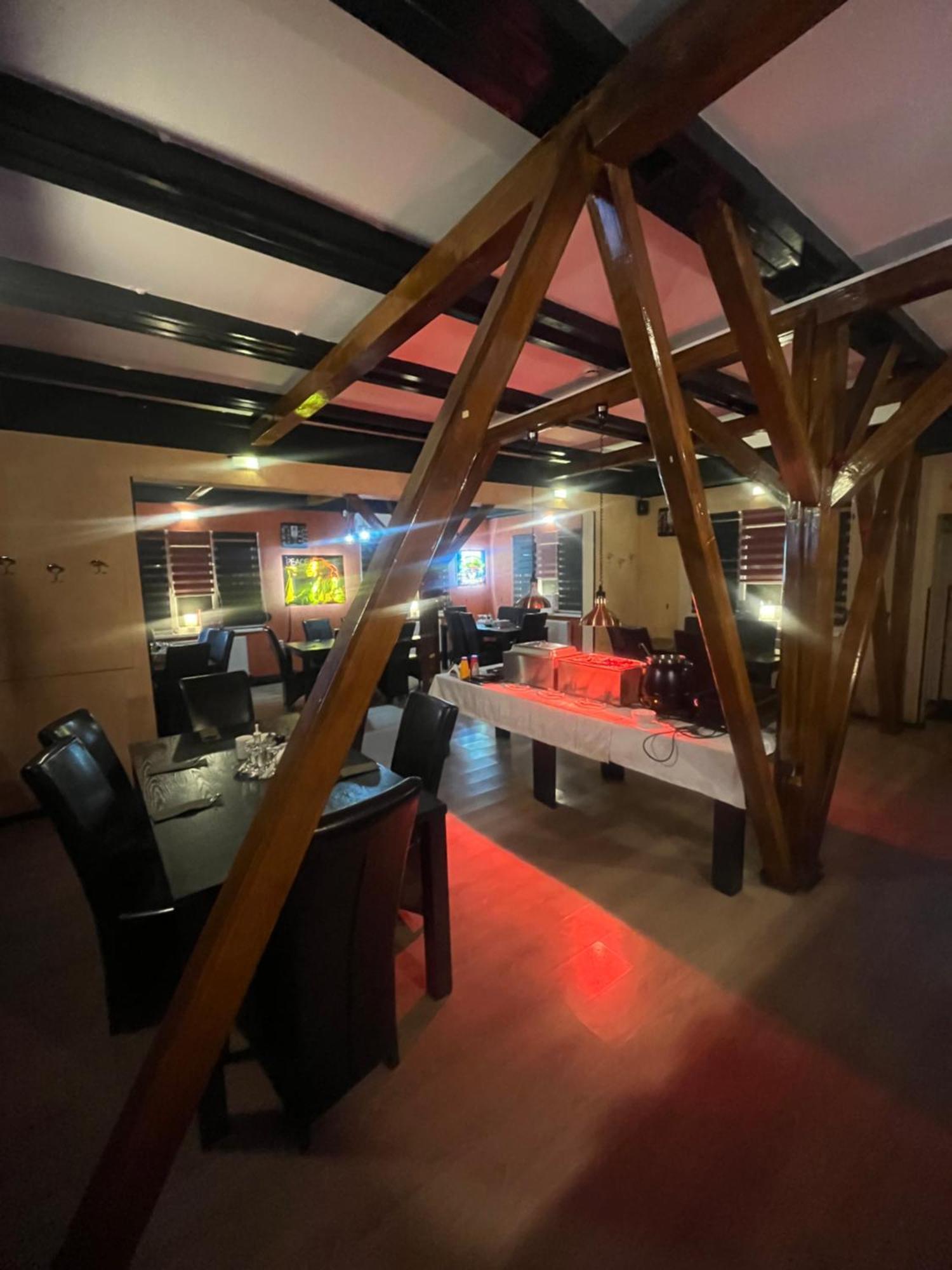 Prince Hotel Miercurea Ciuc Esterno foto