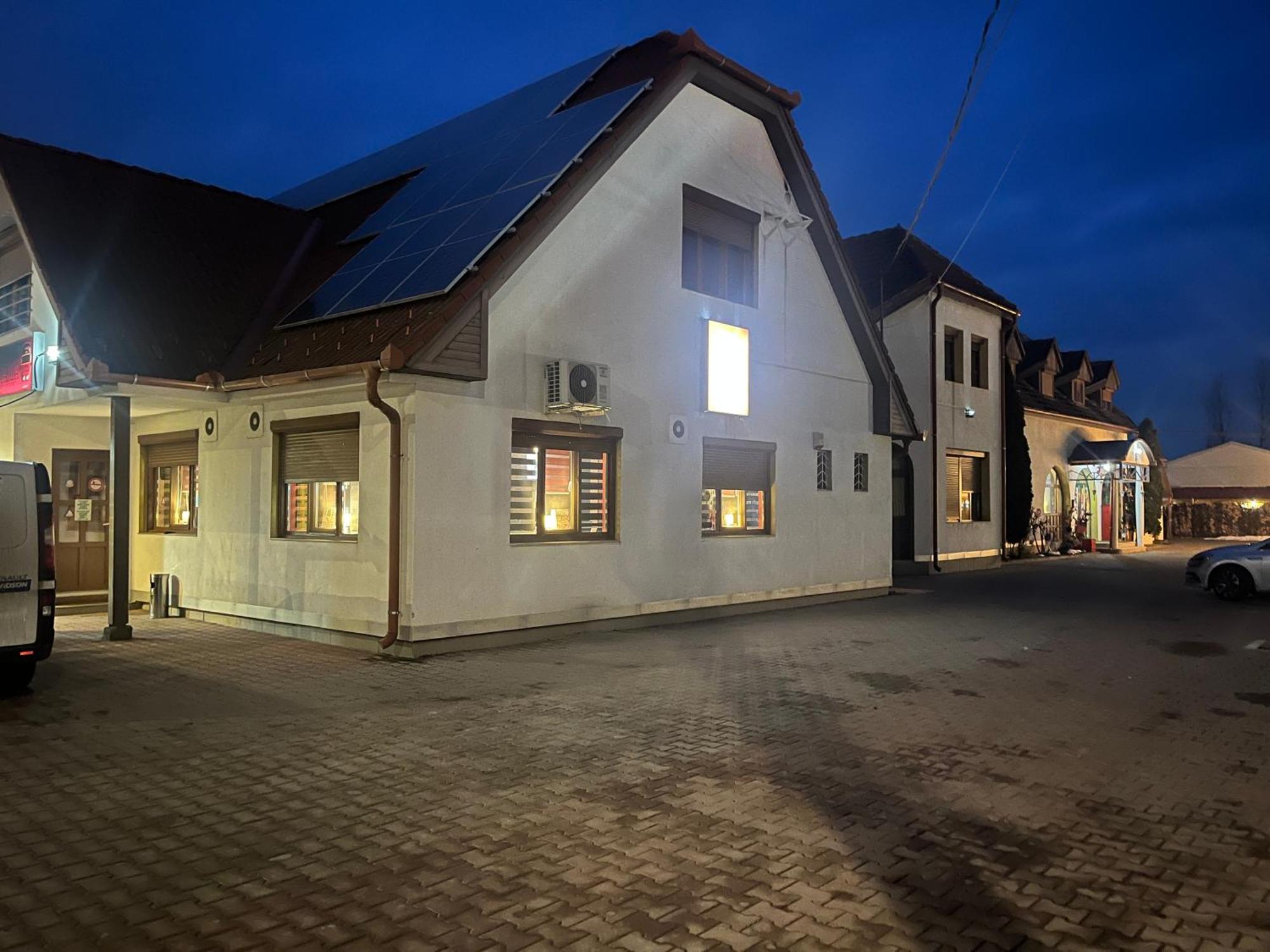 Prince Hotel Miercurea Ciuc Esterno foto