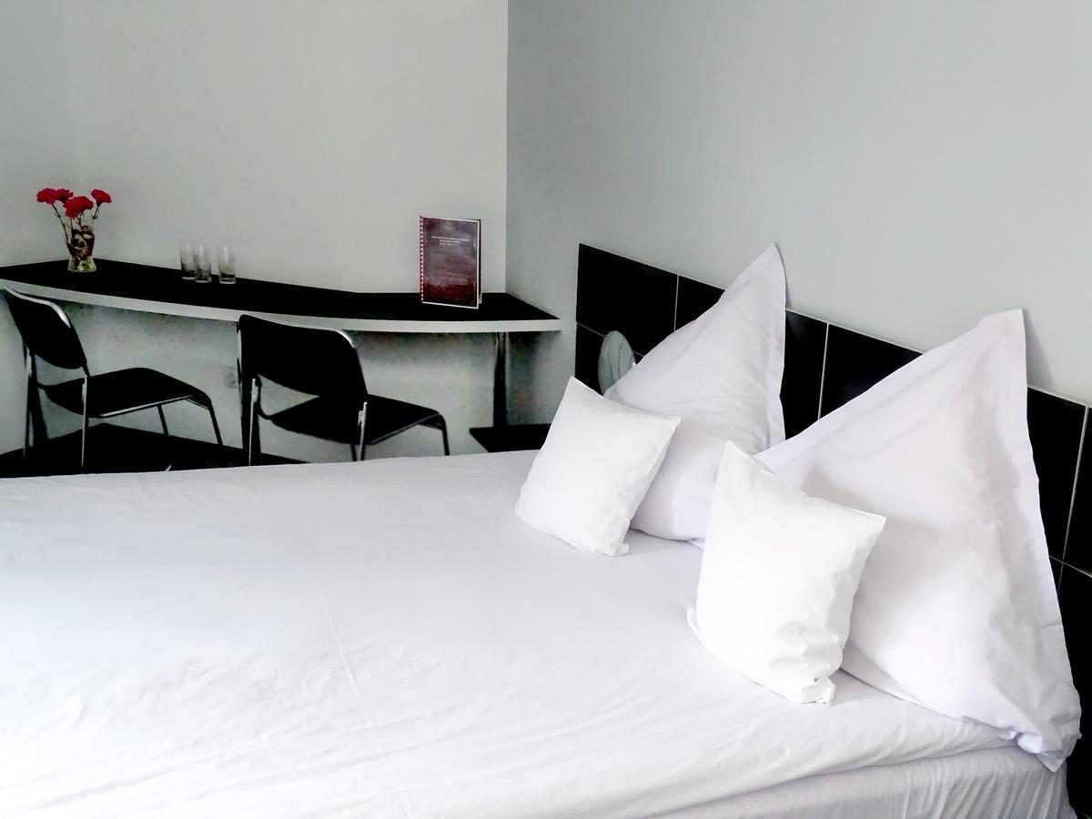 Prince Hotel Miercurea Ciuc Esterno foto