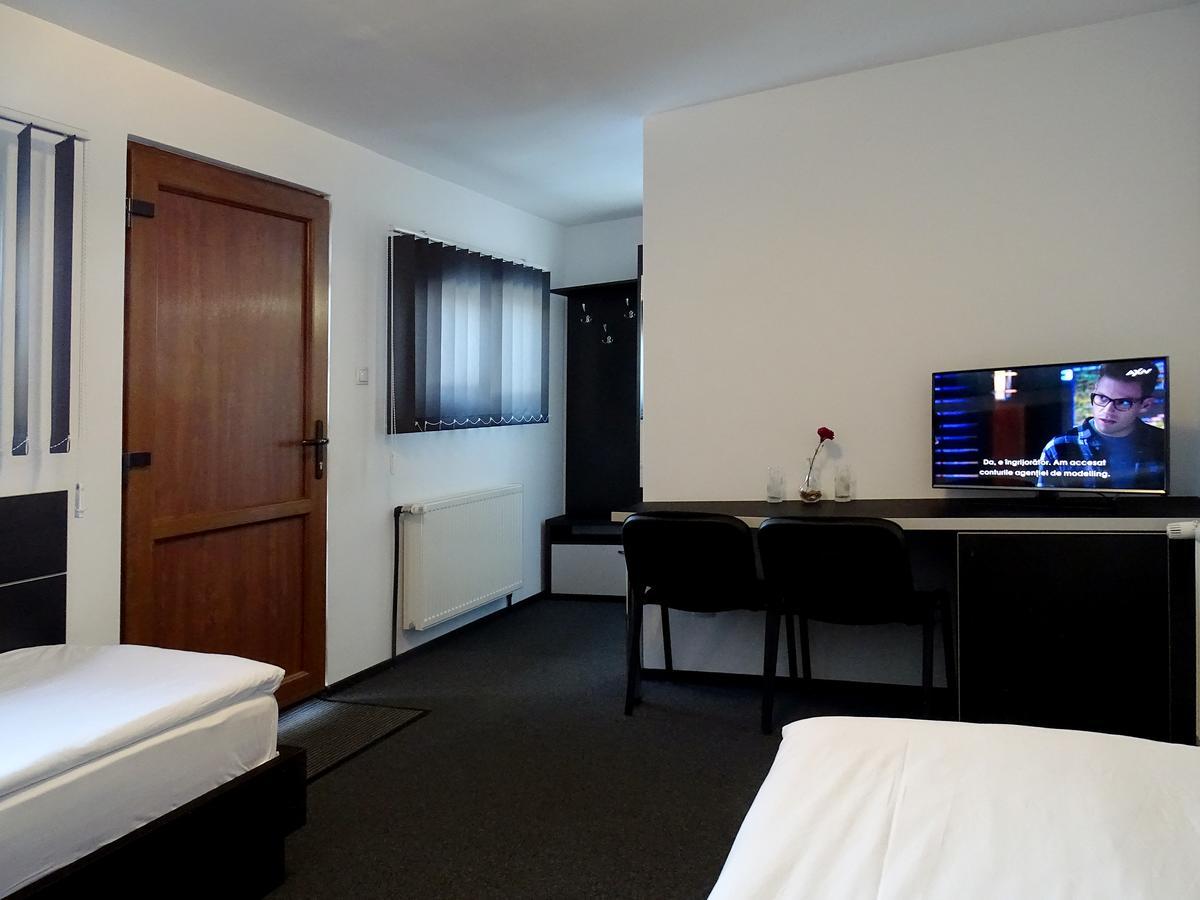 Prince Hotel Miercurea Ciuc Esterno foto