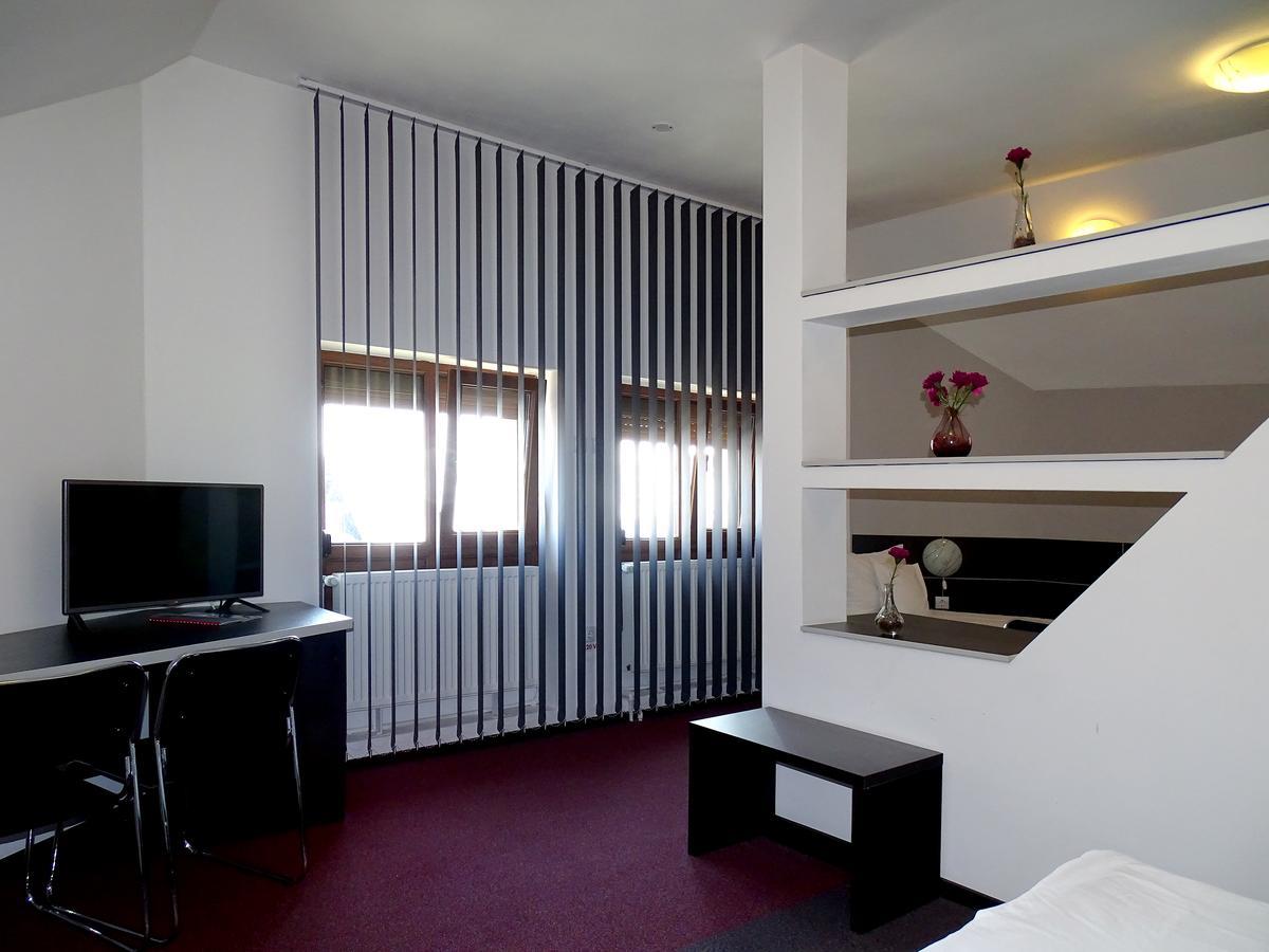 Prince Hotel Miercurea Ciuc Esterno foto